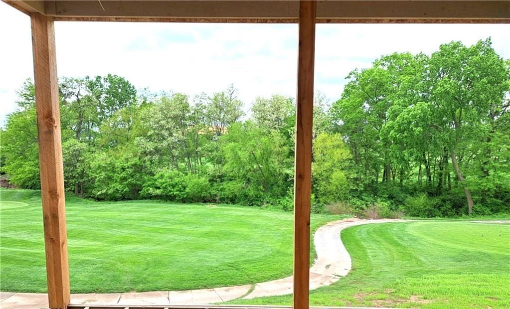 8619 Ne 87Th Terrace. Kansas City, MO 64157