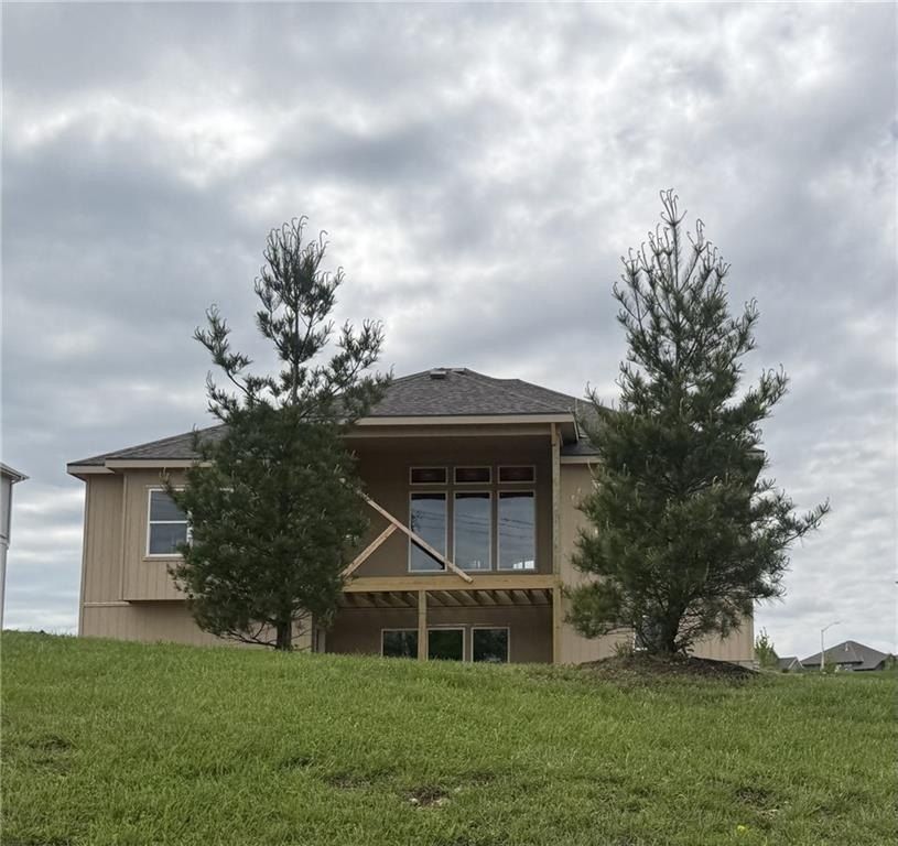 9009 N Poplar Avenue. Kansas City, MO 64156