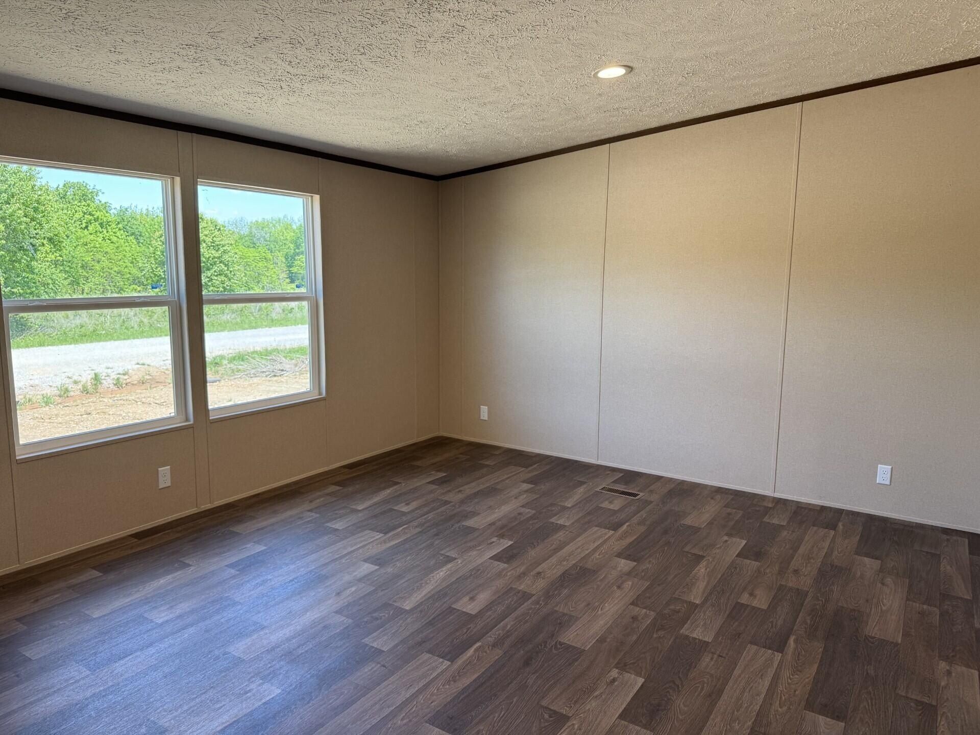 7892 Blockade Village N. Seligman, MO 65745