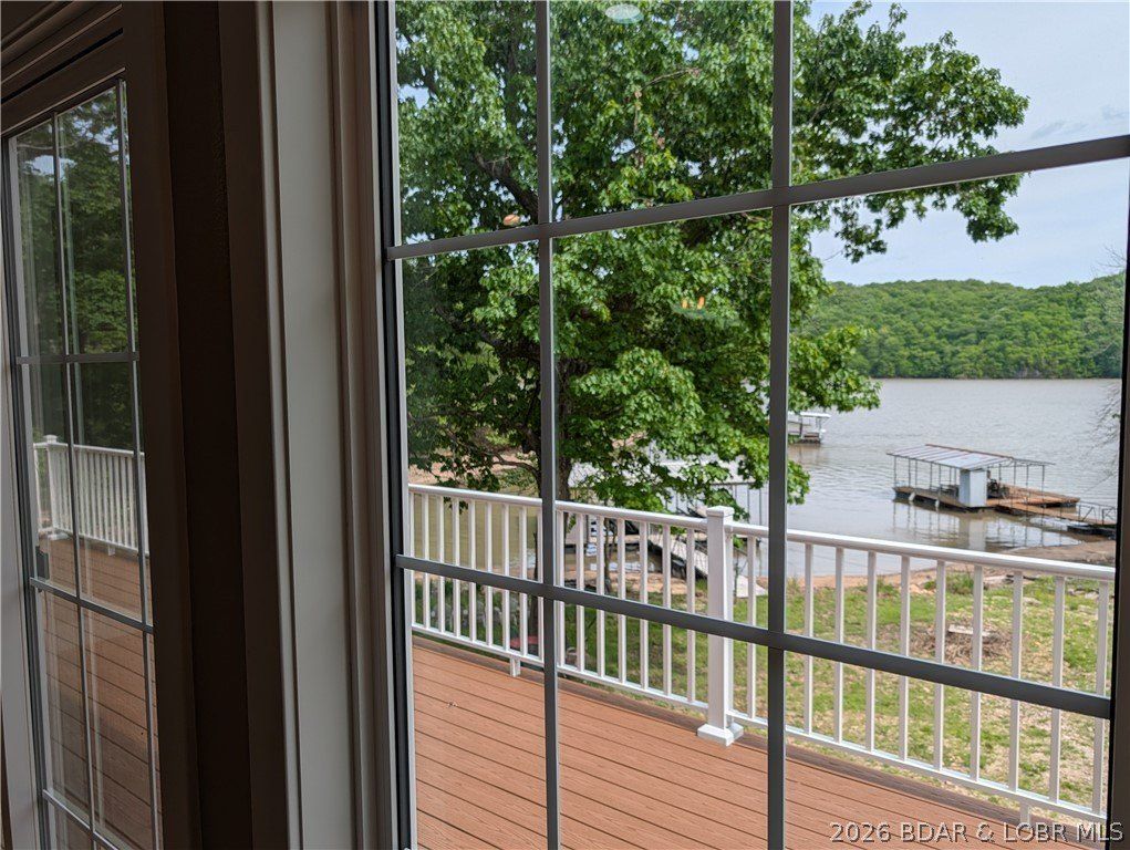 123 Summit View Circle. Climax Springs, MO 65324