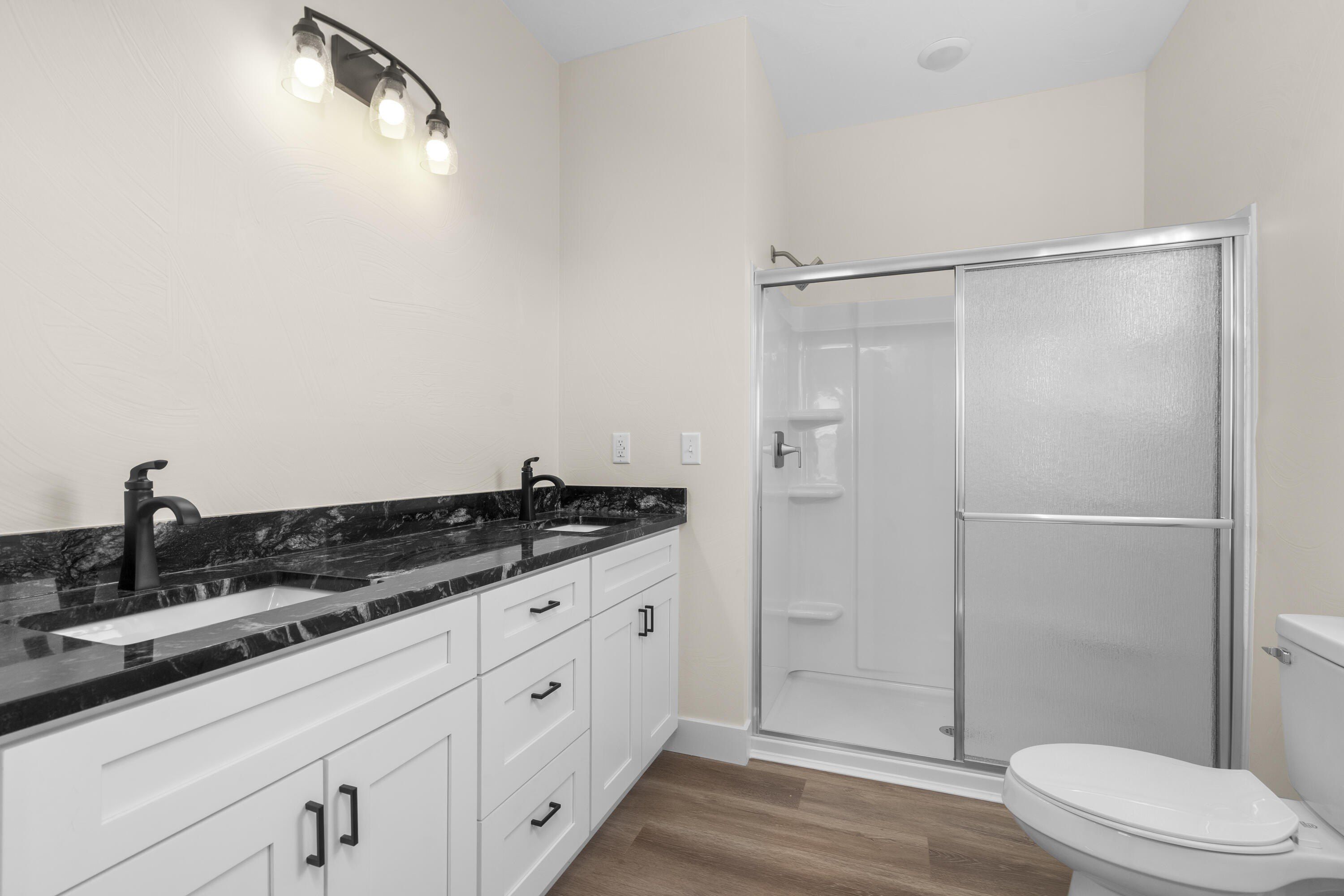 14765 E Whitetail Lane E. Stockton, MO 65785