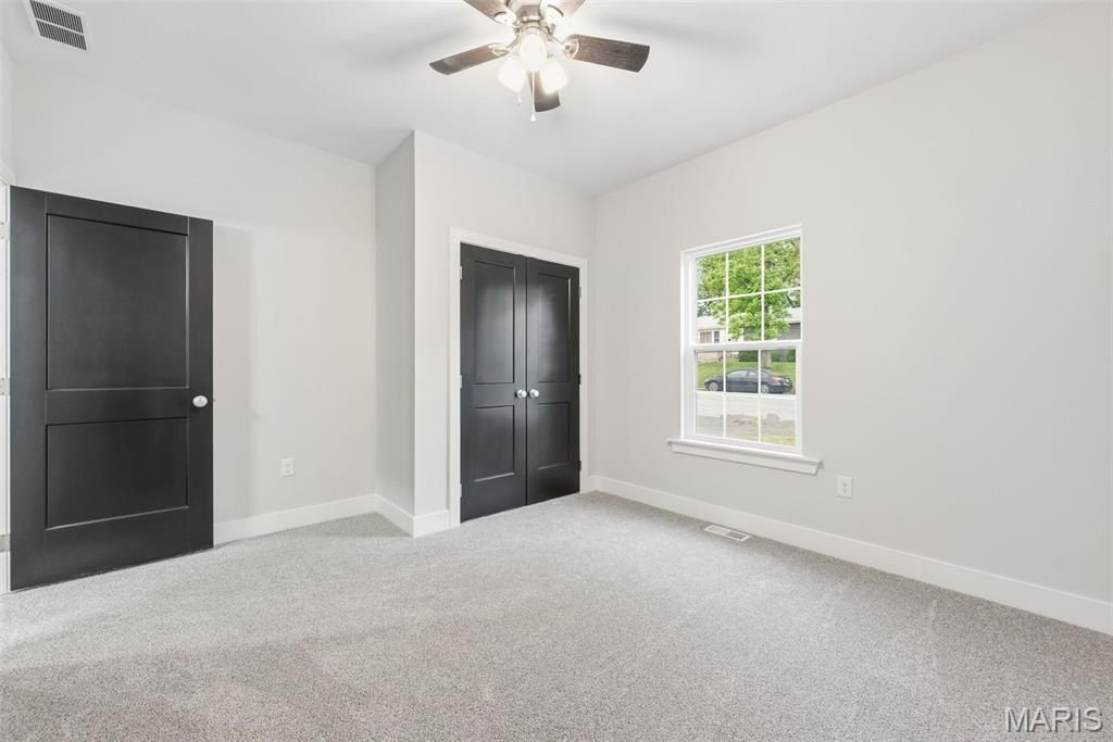 208 E 6Th Street. Washington, MO 63090