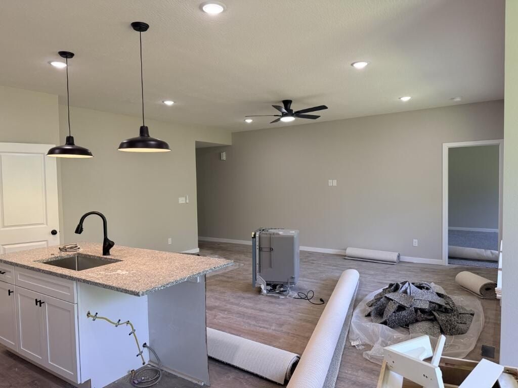 585 Bailiwick Drive. Rogersville, MO 65742