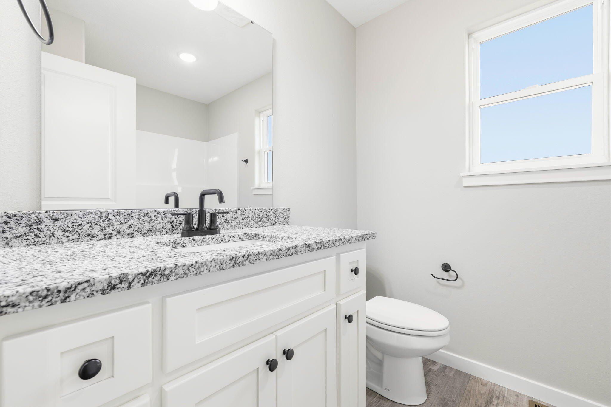 416 Beaver Tail Road. Ash Grove, MO 65604