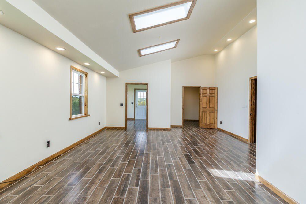 304 Trappers Trail. Richland, MO 65556