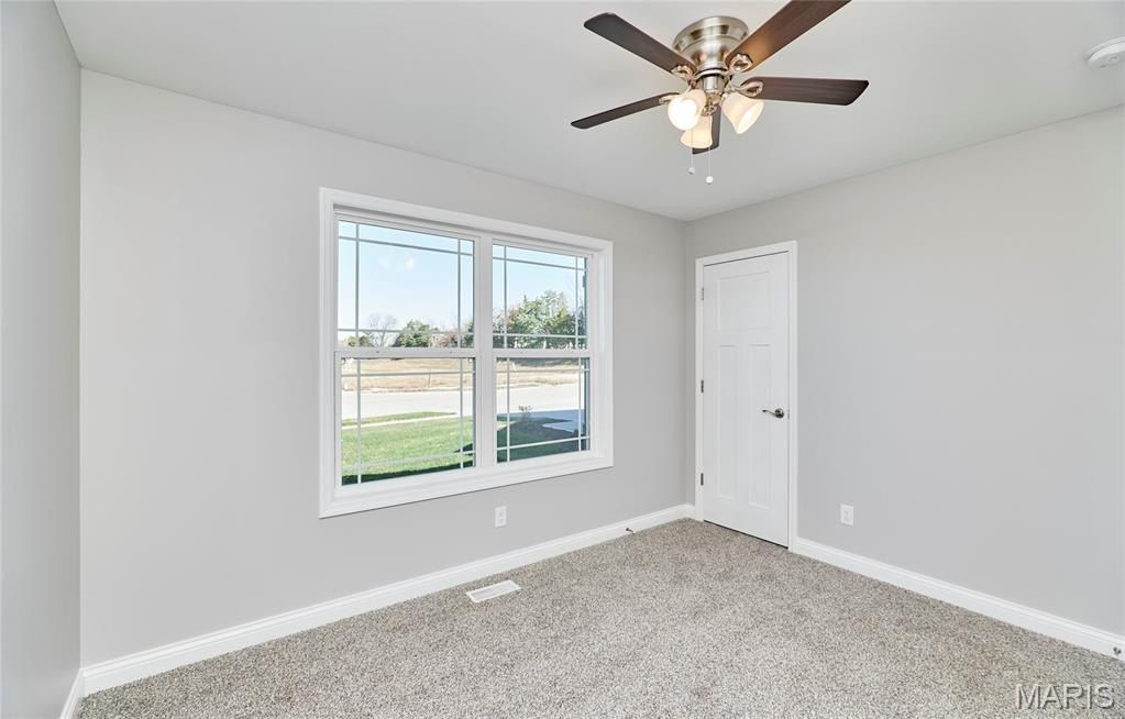 28725 Woodland Heights Drive. Warrenton, MO 63383