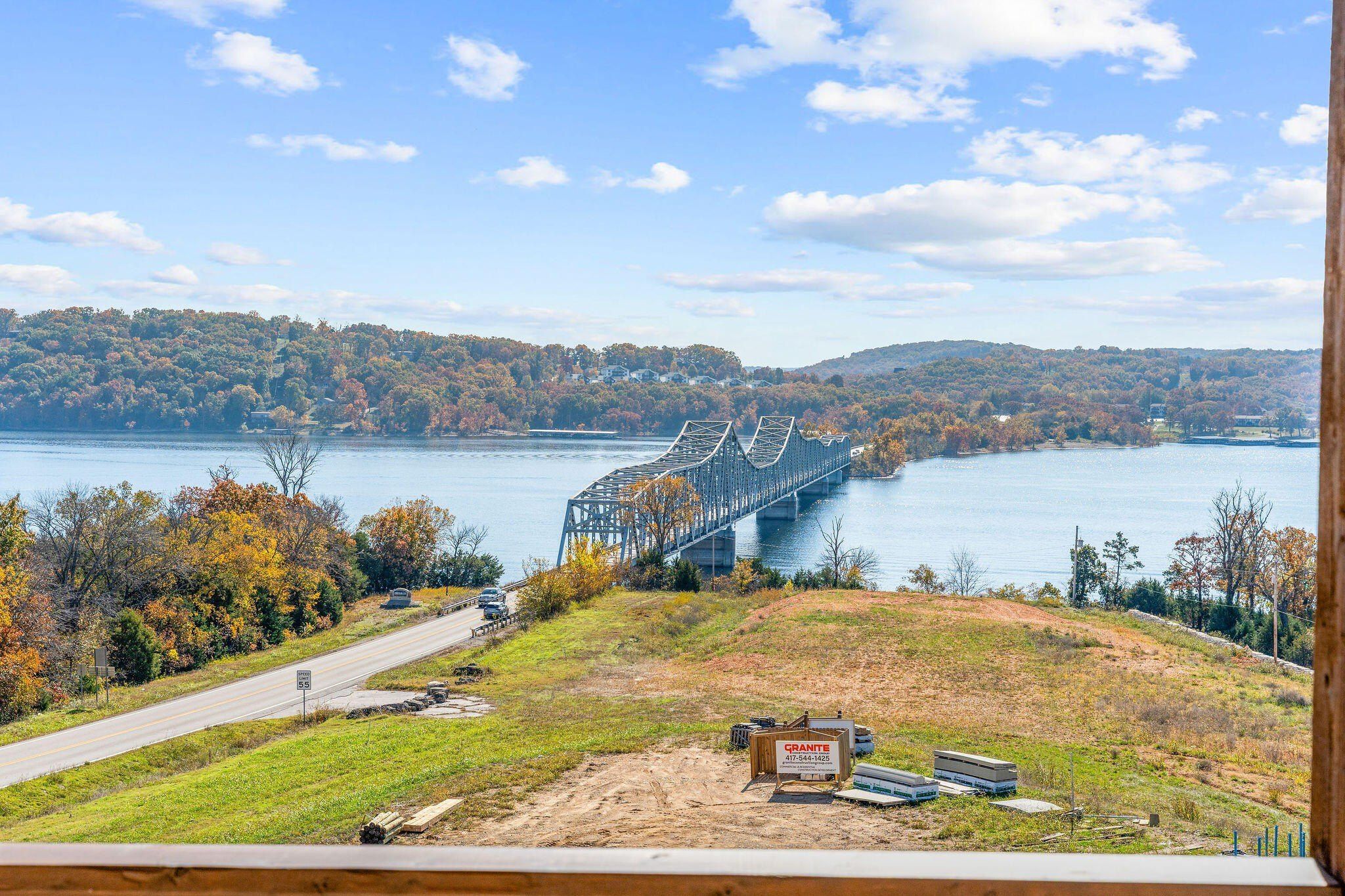 74 Bridgewater Loop. Kimberling City, MO 65686