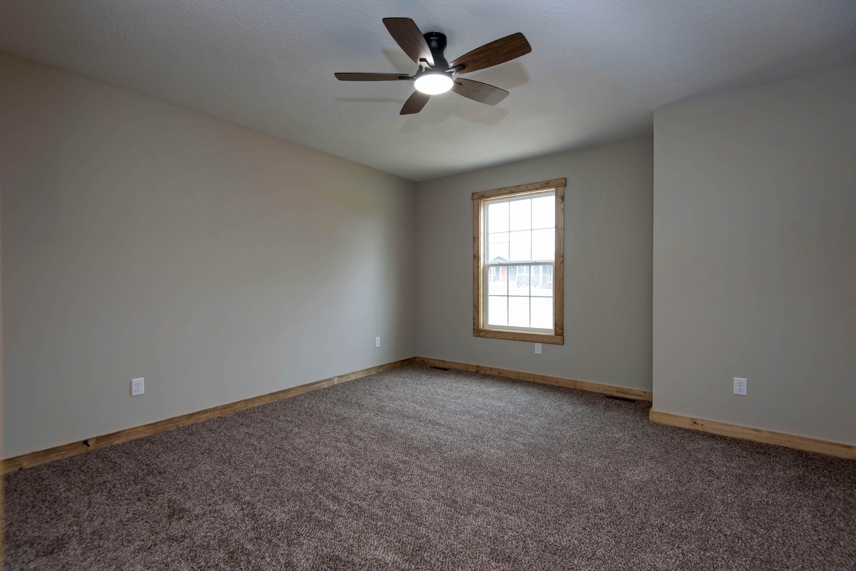 753 Boardwalk. Seymour, MO 65746