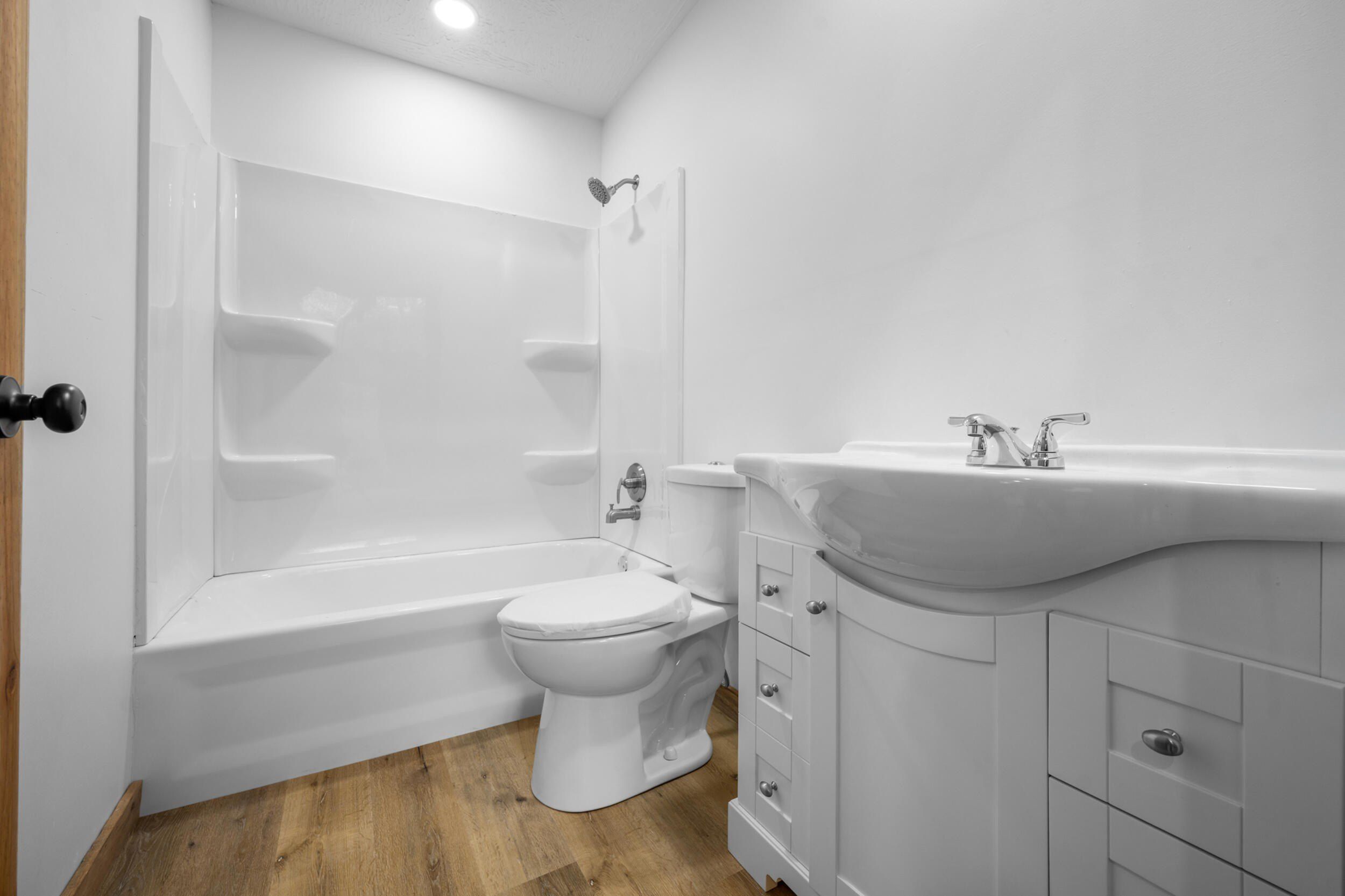 30463 Sassafras Dr. Warsaw, MO 65355