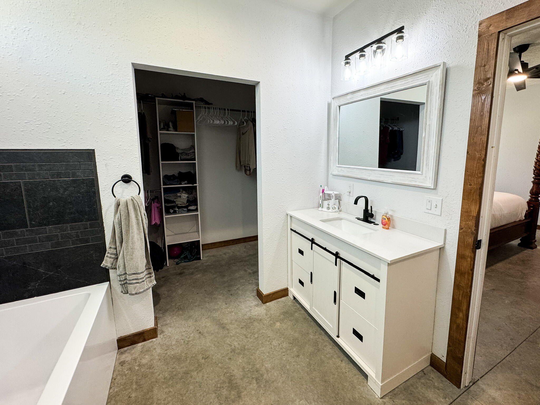 290 Mccord Bend Road. Galena, MO 65656