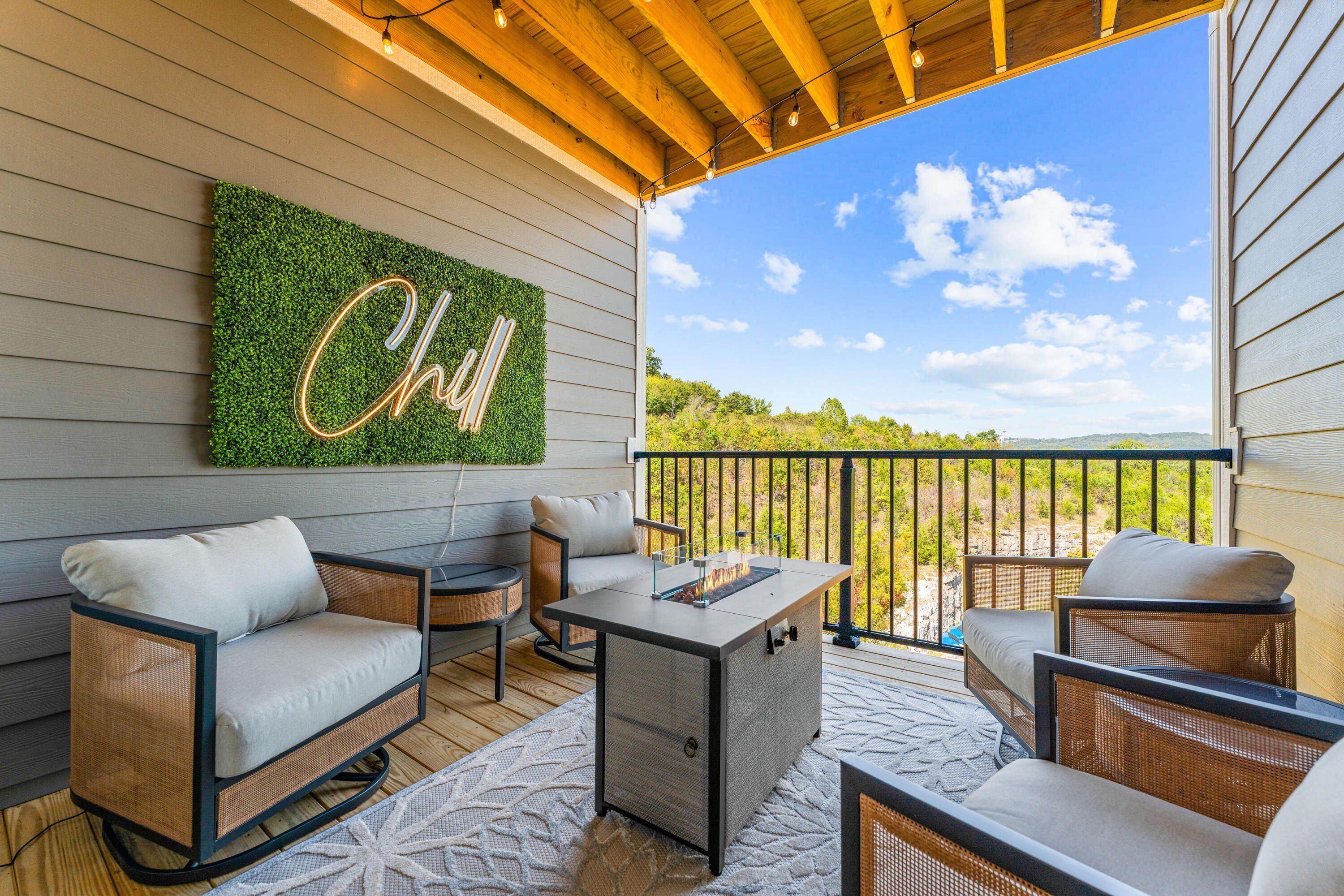 3012 N Vineyards Terrace. Branson, MO 65616