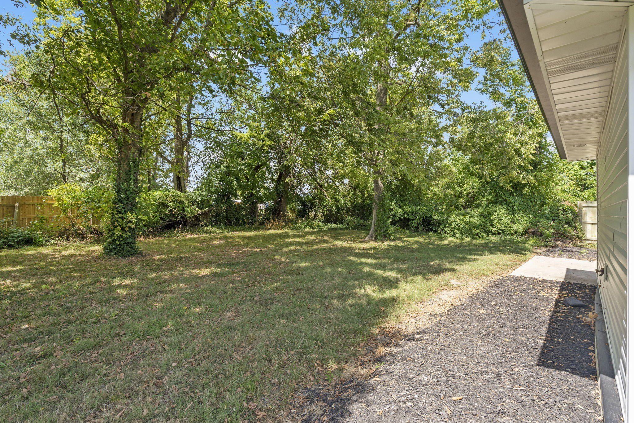 341 N Golden Avenue. Springfield, MO 65802