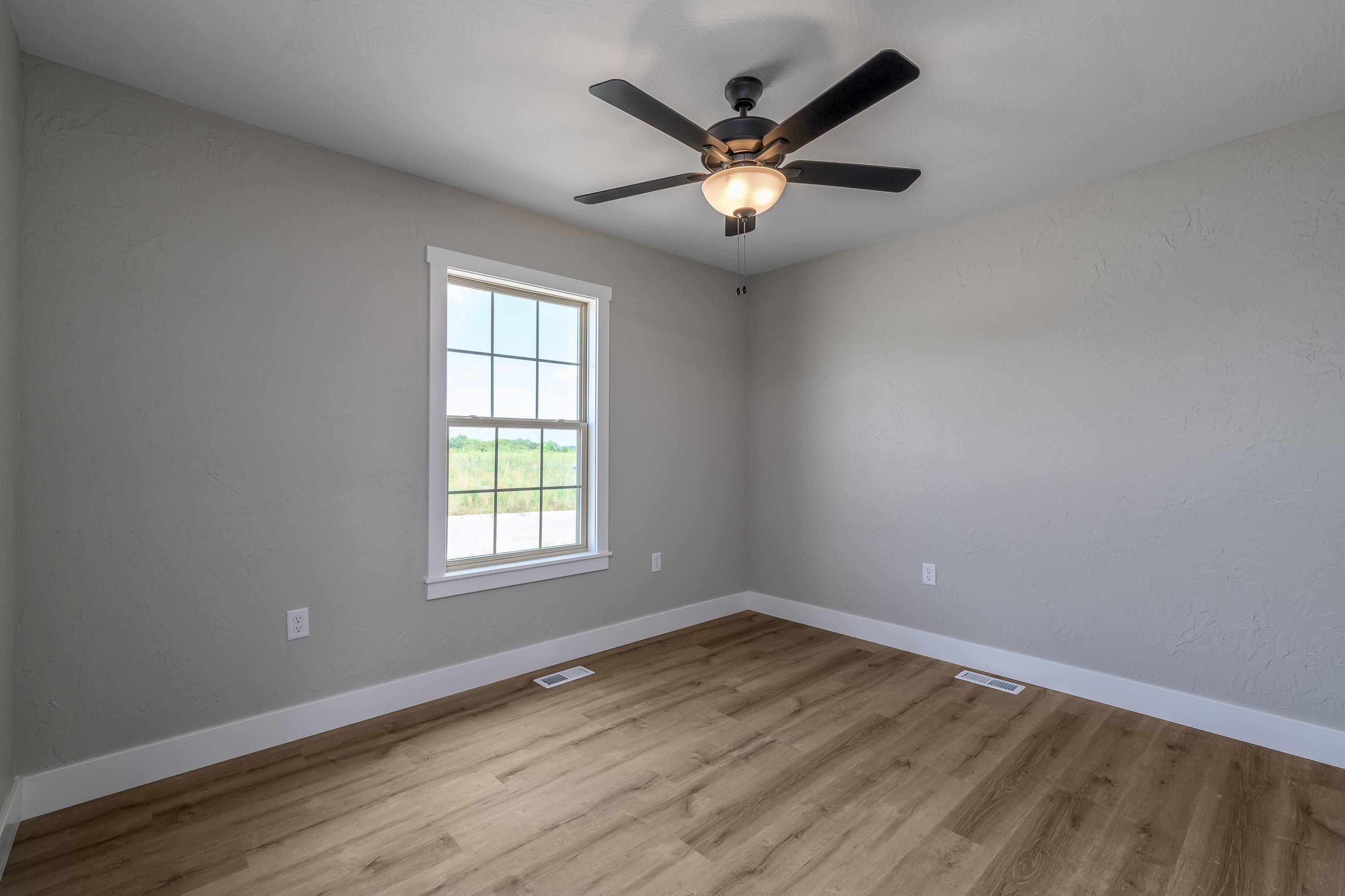 3840 W Riley Street. Bolivar, MO 65613
