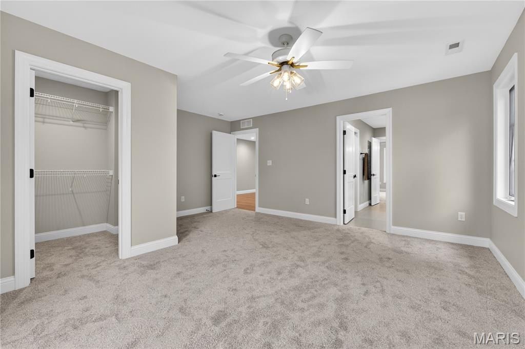 216 W Essex Avenue. Kirkwood, MO 63122