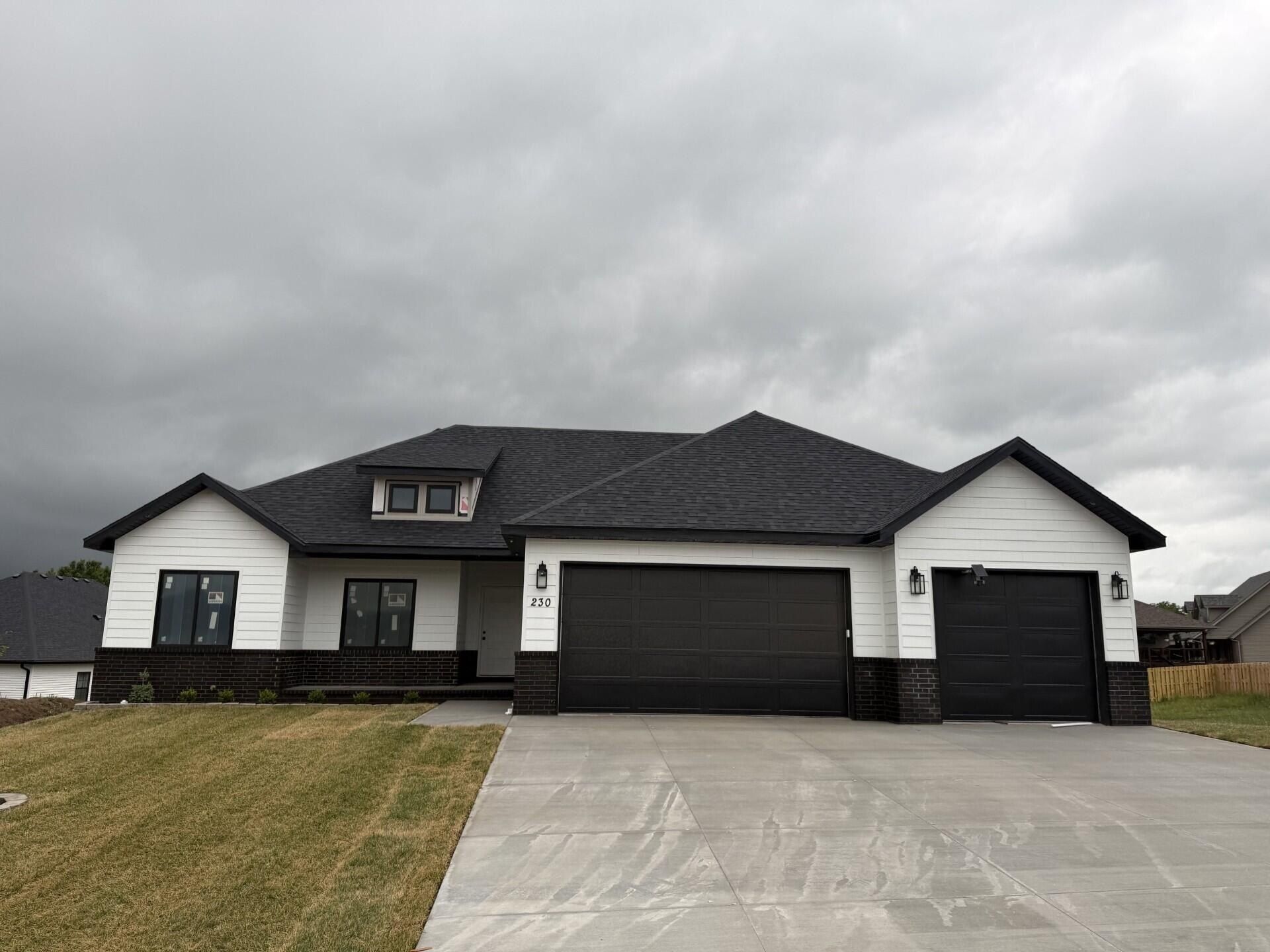 230 Hamilton Street. Rogersville, MO 65742