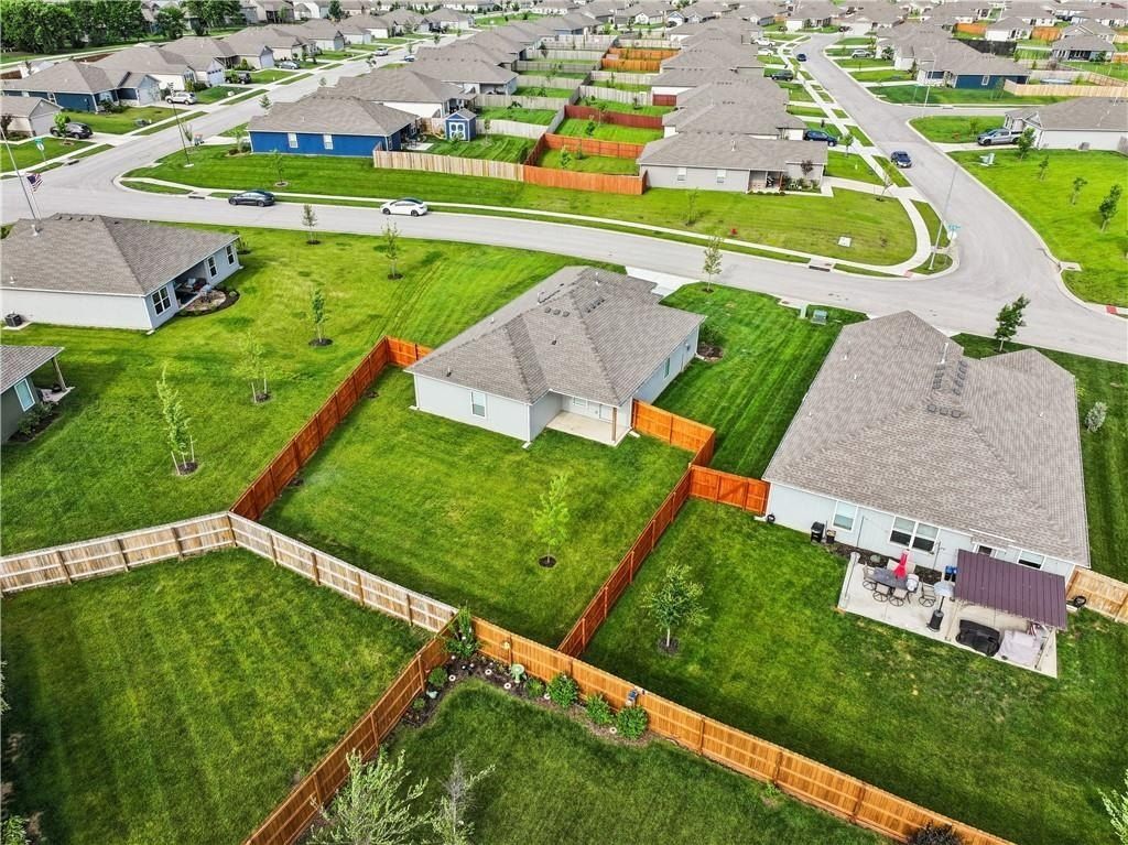 8024 6Th Street. Blue Springs, MO 64014