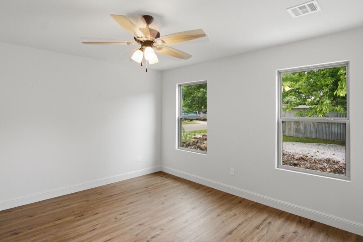 623 N Walker Street. Webb City, MO 64870