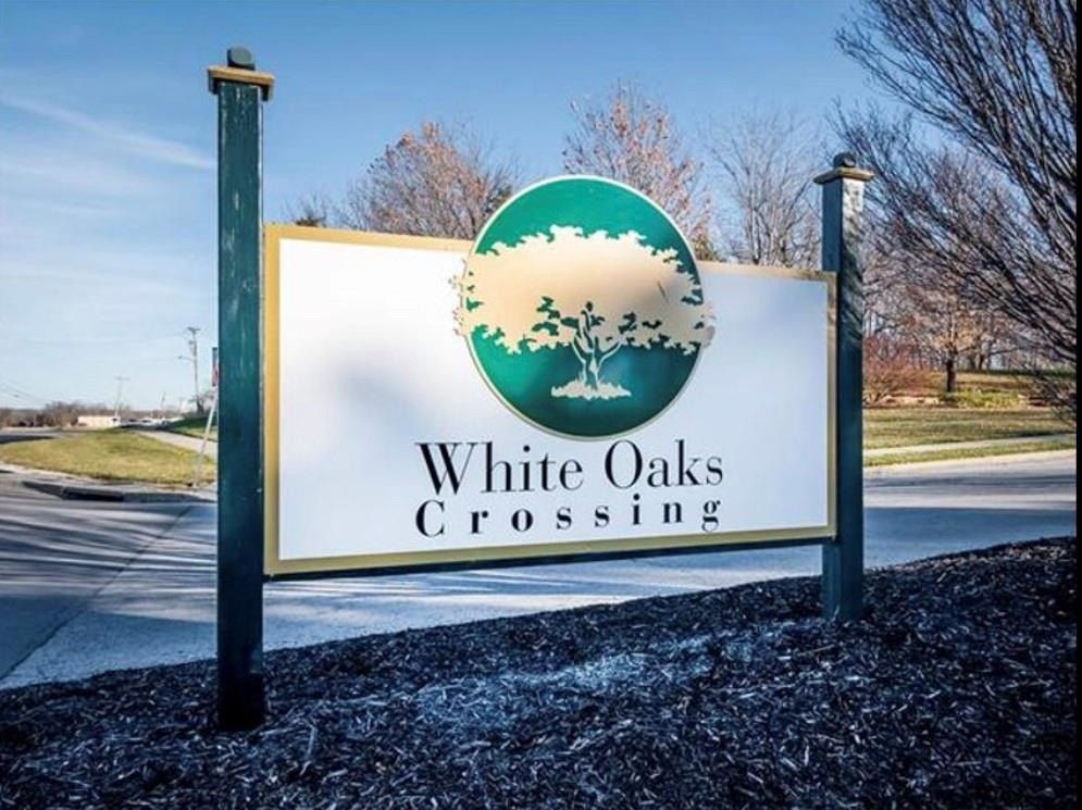 1309 Ne Redwood Court. Oak Grove, MO 64075