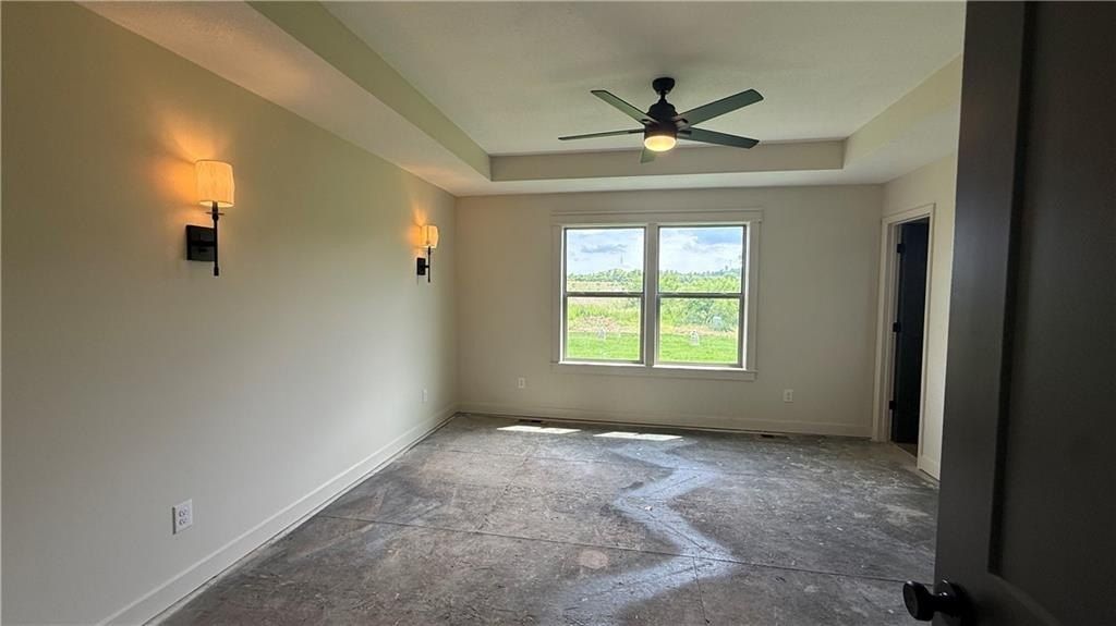 701 Se 21St Street. Oak Grove, MO 64075