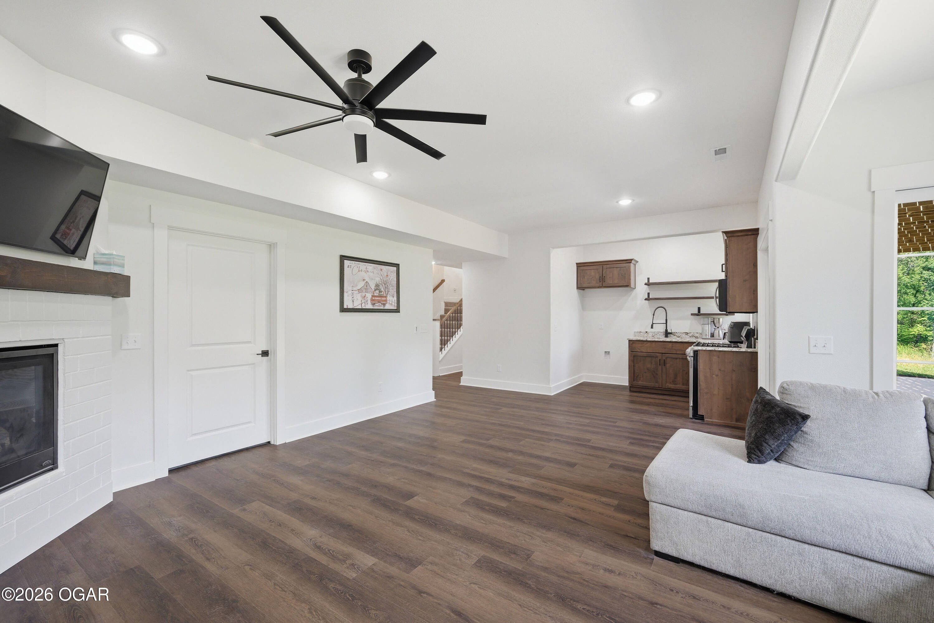 209 Timber Trail Drive. Joplin, MO 64804
