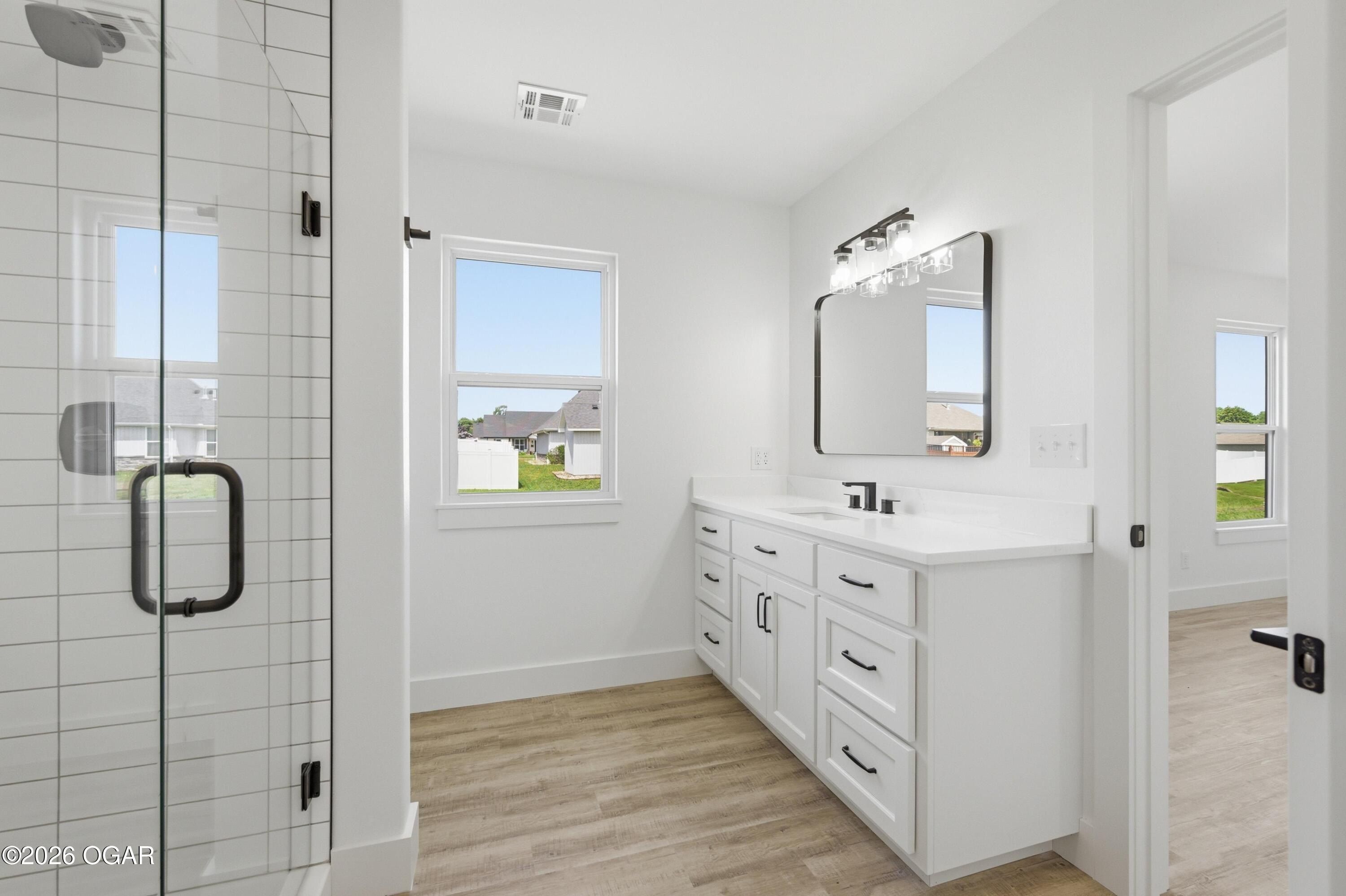 2209 Modern Avenue. Carthage, MO 64836
