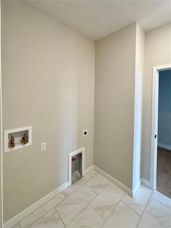 8939 Sw 6Th Street. Blue Springs, MO 64064