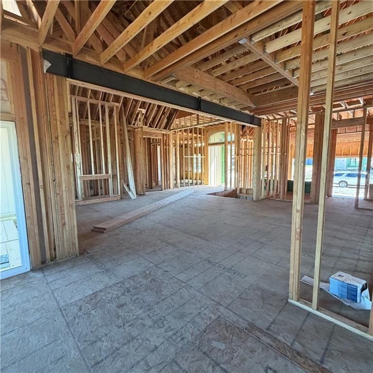 2335 Foxtail Drive. Kearney, MO 64060