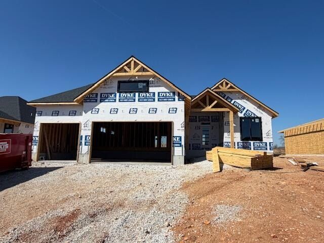 1811 E Skyline Avenue. Ozark, MO 65721