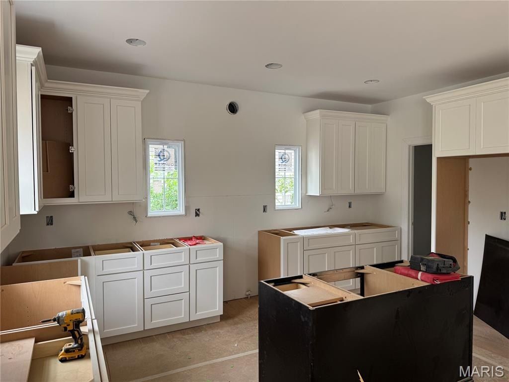 614 Nirk Avenue. Kirkwood, MO 63122