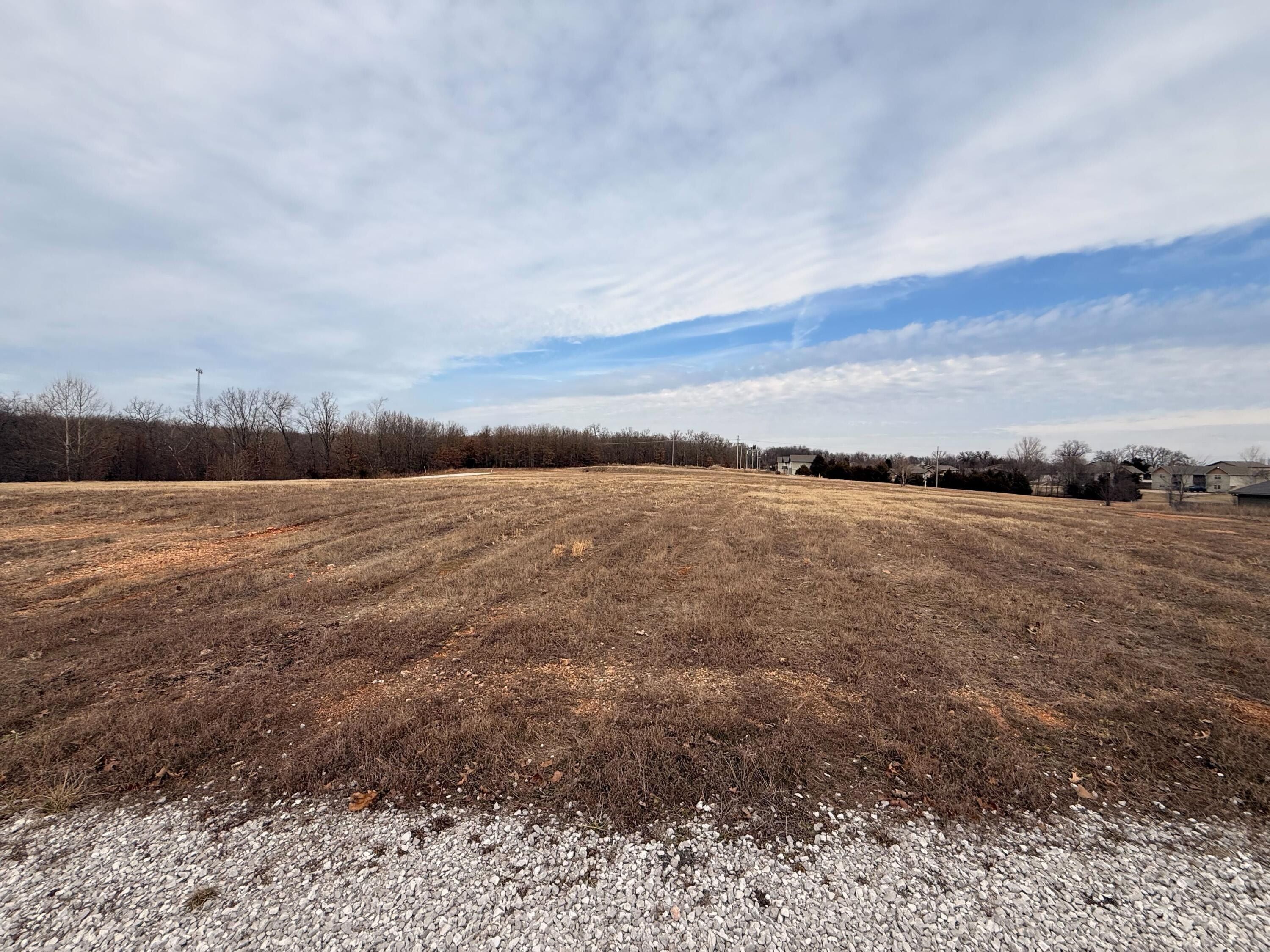 Raintree Circle. Loma Linda, MO 64804