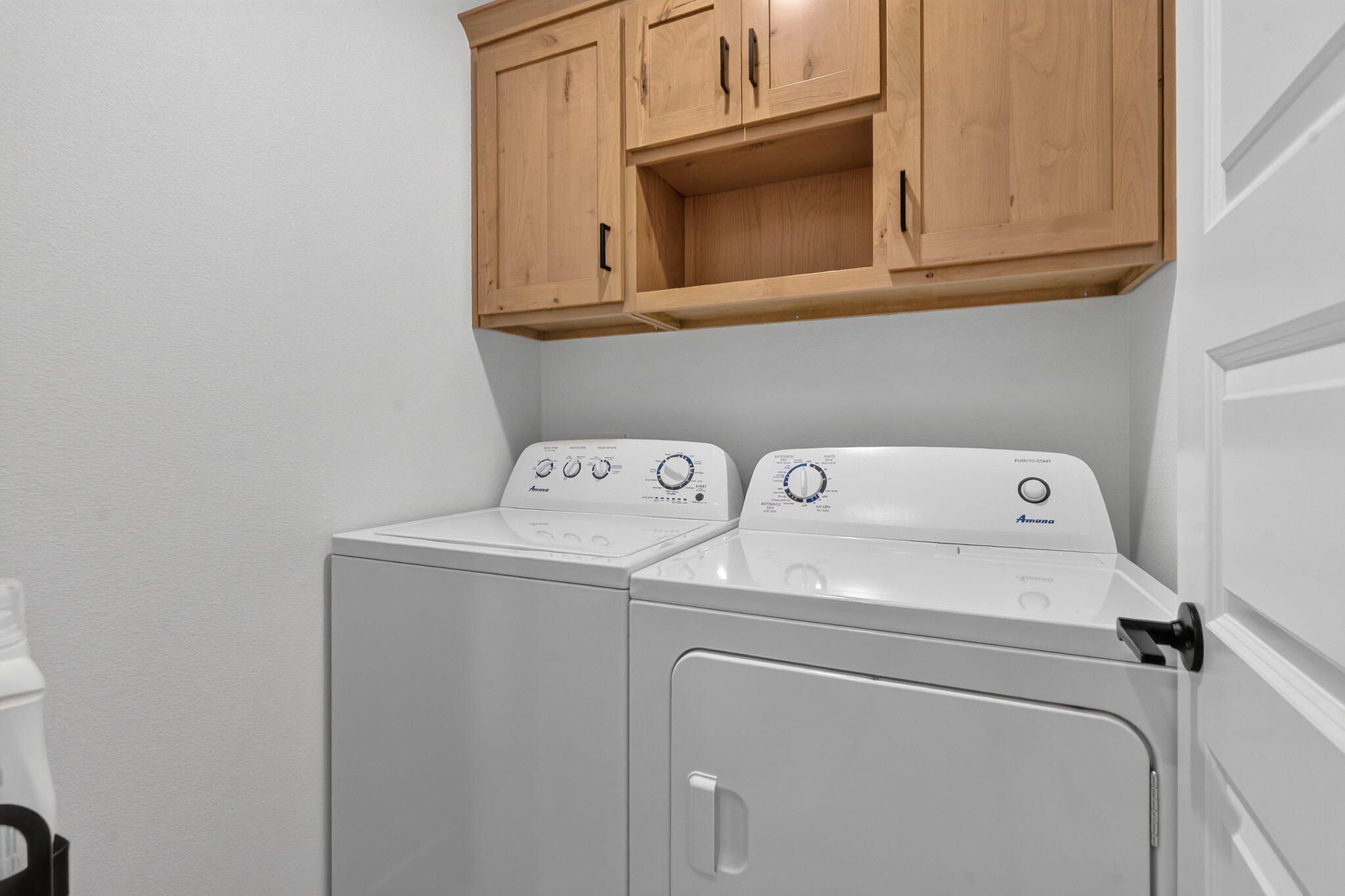 1631 E Cobblestone Drive. Ozark, MO 65721