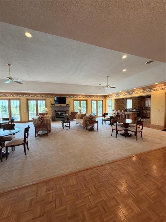 1308 Ne Sequoia Court. Oak Grove, MO 64075