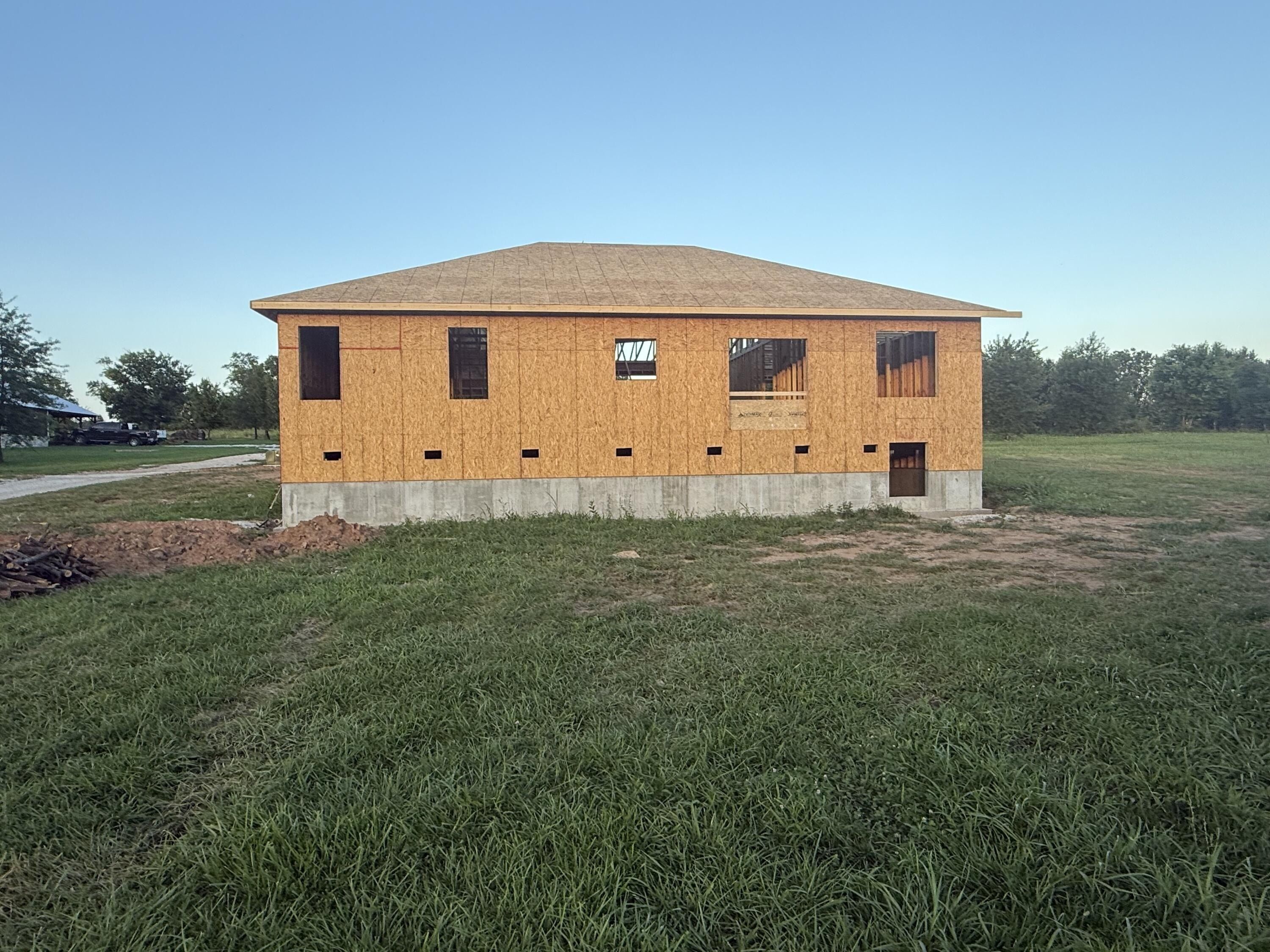 1029 S Stoneridge Drive. Morrisville, MO 65710