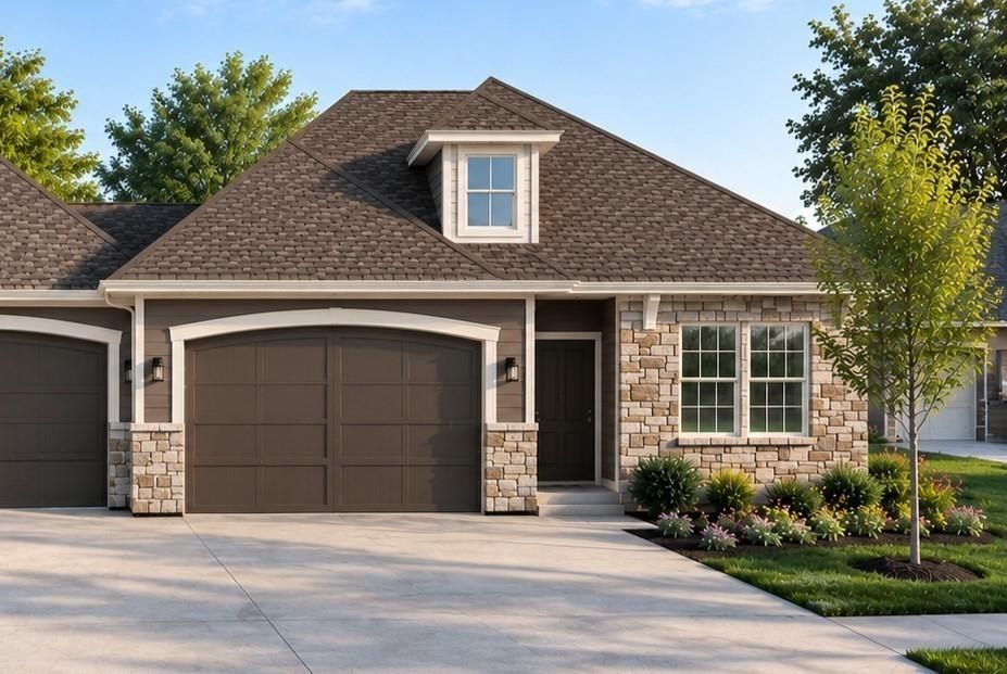 212 Ironwood Drive. Raymore, MO 64083