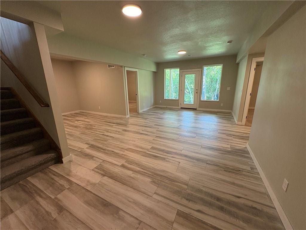 801 Colonial Drive. Pleasant Hill, MO 64080