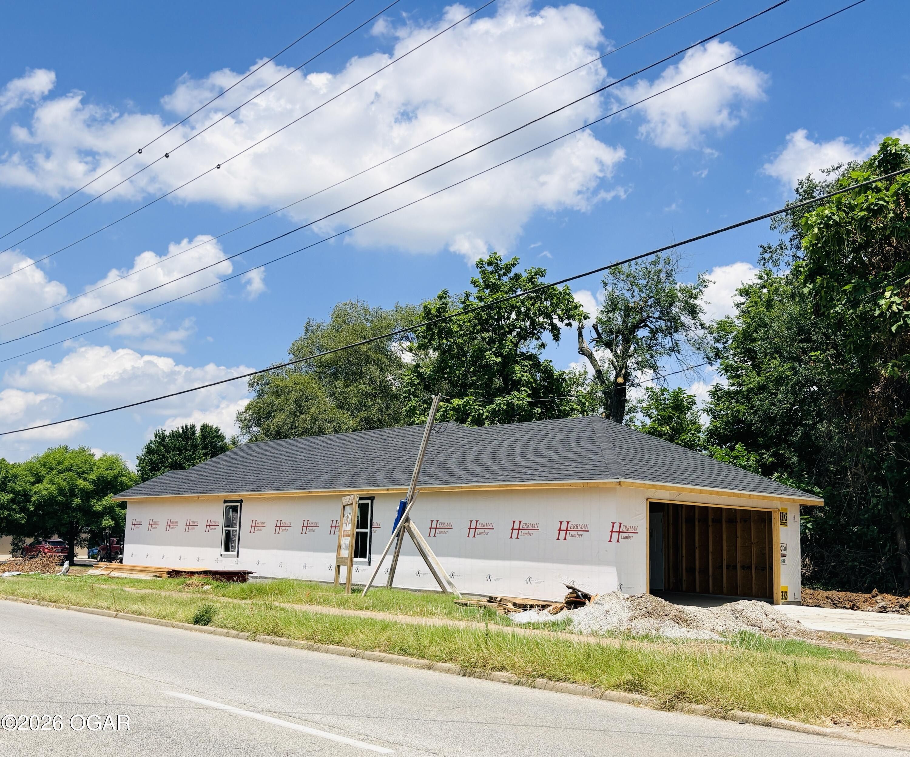1925 Empire Avenue. Joplin, MO 64804