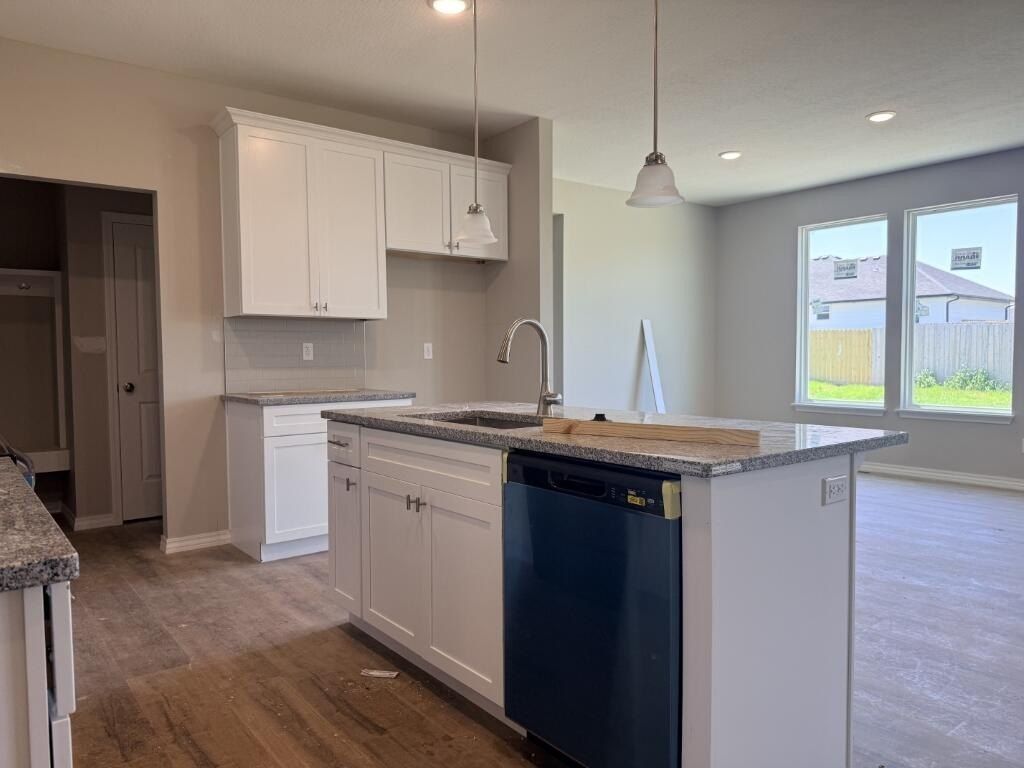 534 Columbine Street. Rogersville, MO 65742