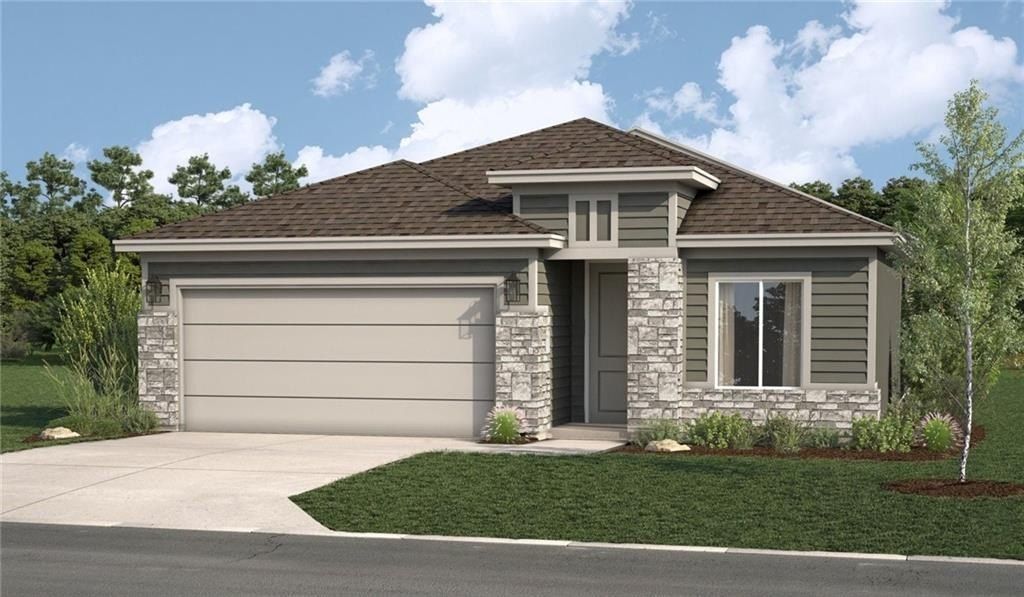 1225 Saddle Court. Raymore, MO 64083