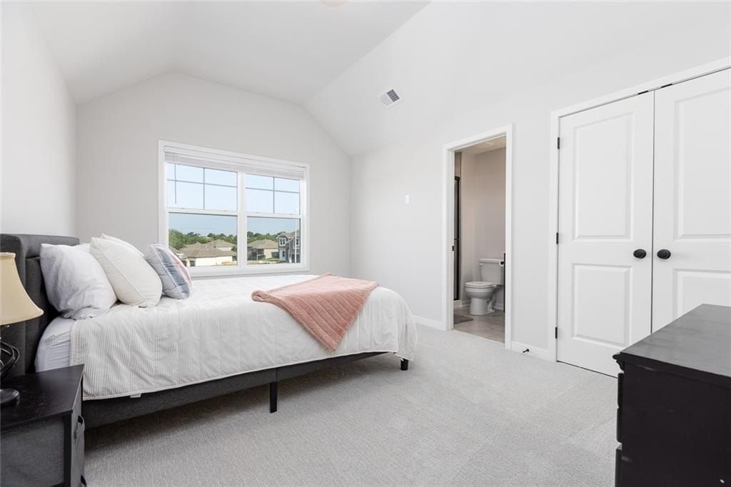 9019 N Colorado Avenue. Kansas City, MO 64156