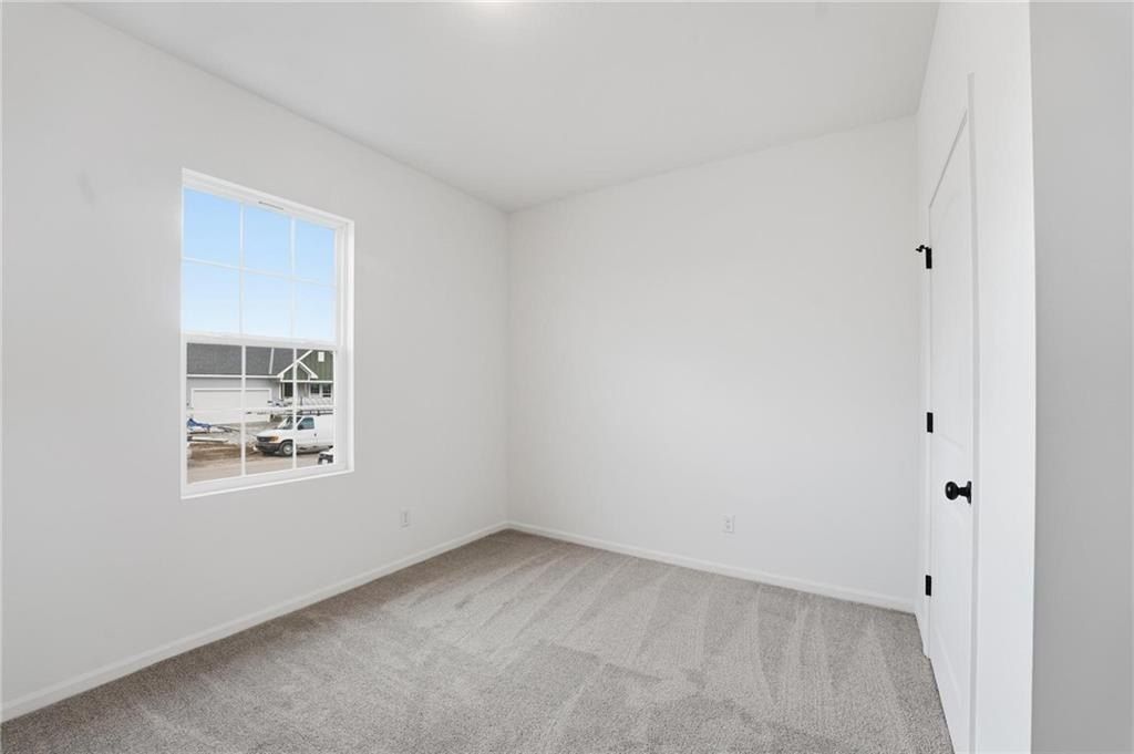 3048 Nw 96Th Terrace. Kansas City, MO 64154