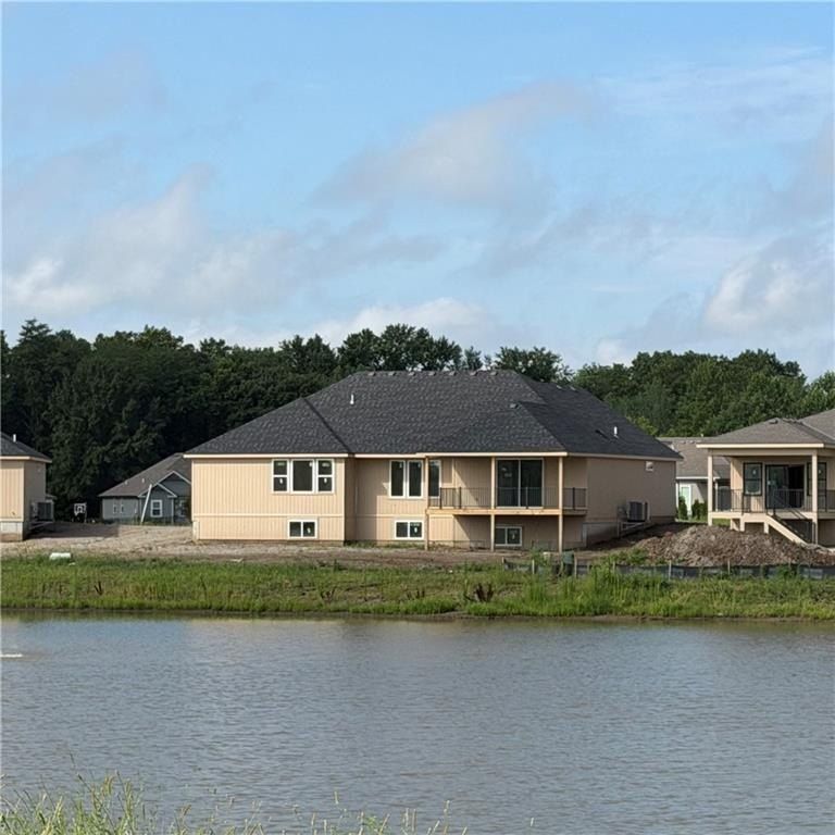 2339 Foxtail Drive. Kearney, MO 64060