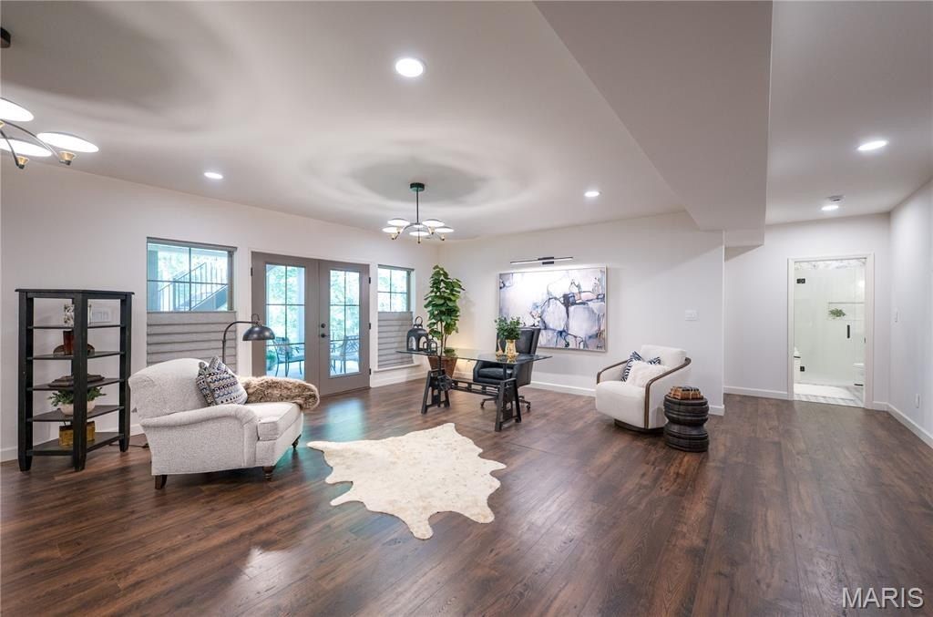 150 Delcreek Estates Drive. Foristell, MO 63348