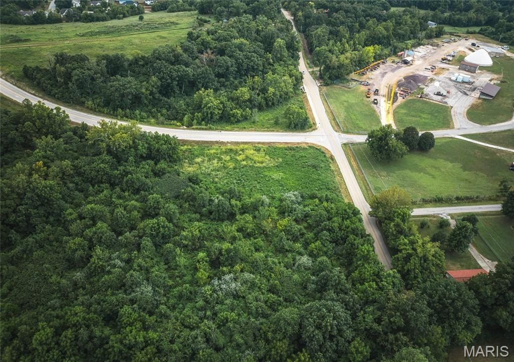 Westside Drive. Rolla, MO 65401
