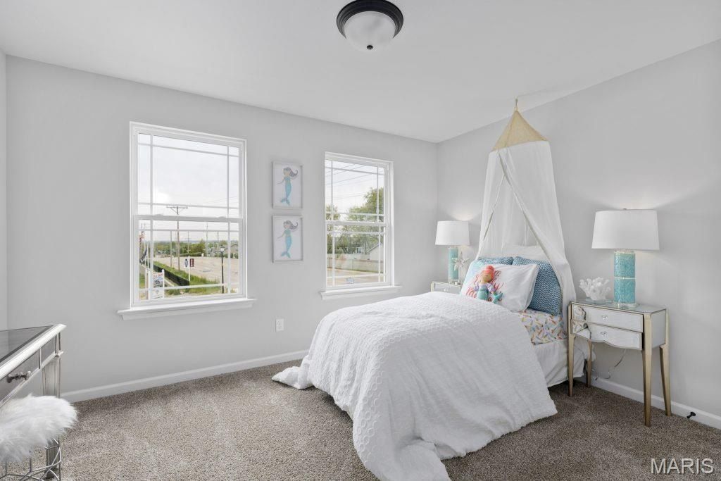 535 Wheatfield Circle. Wentzville, MO 63385