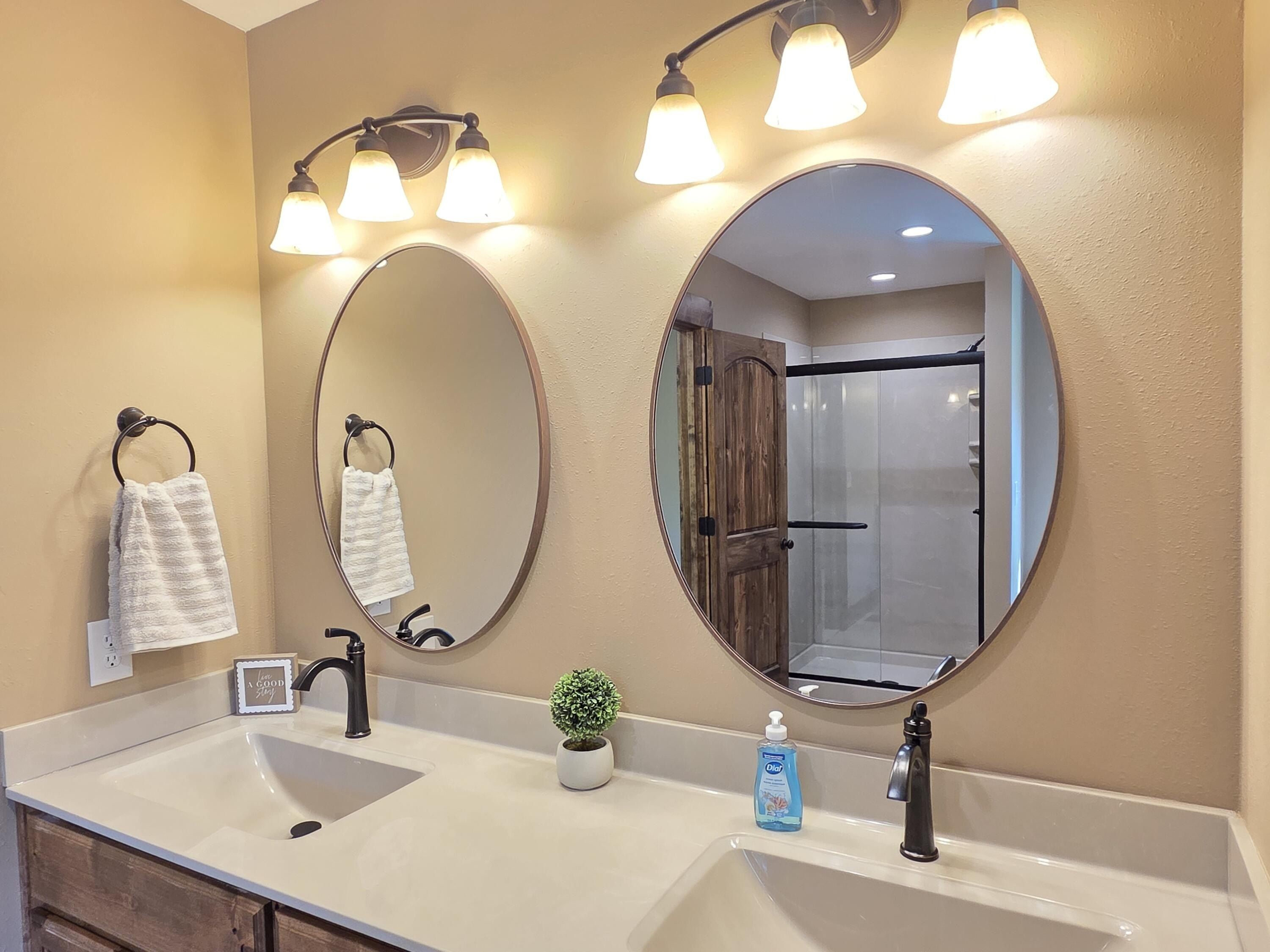 235 Kings Way Drive. Marshfield, MO 65706