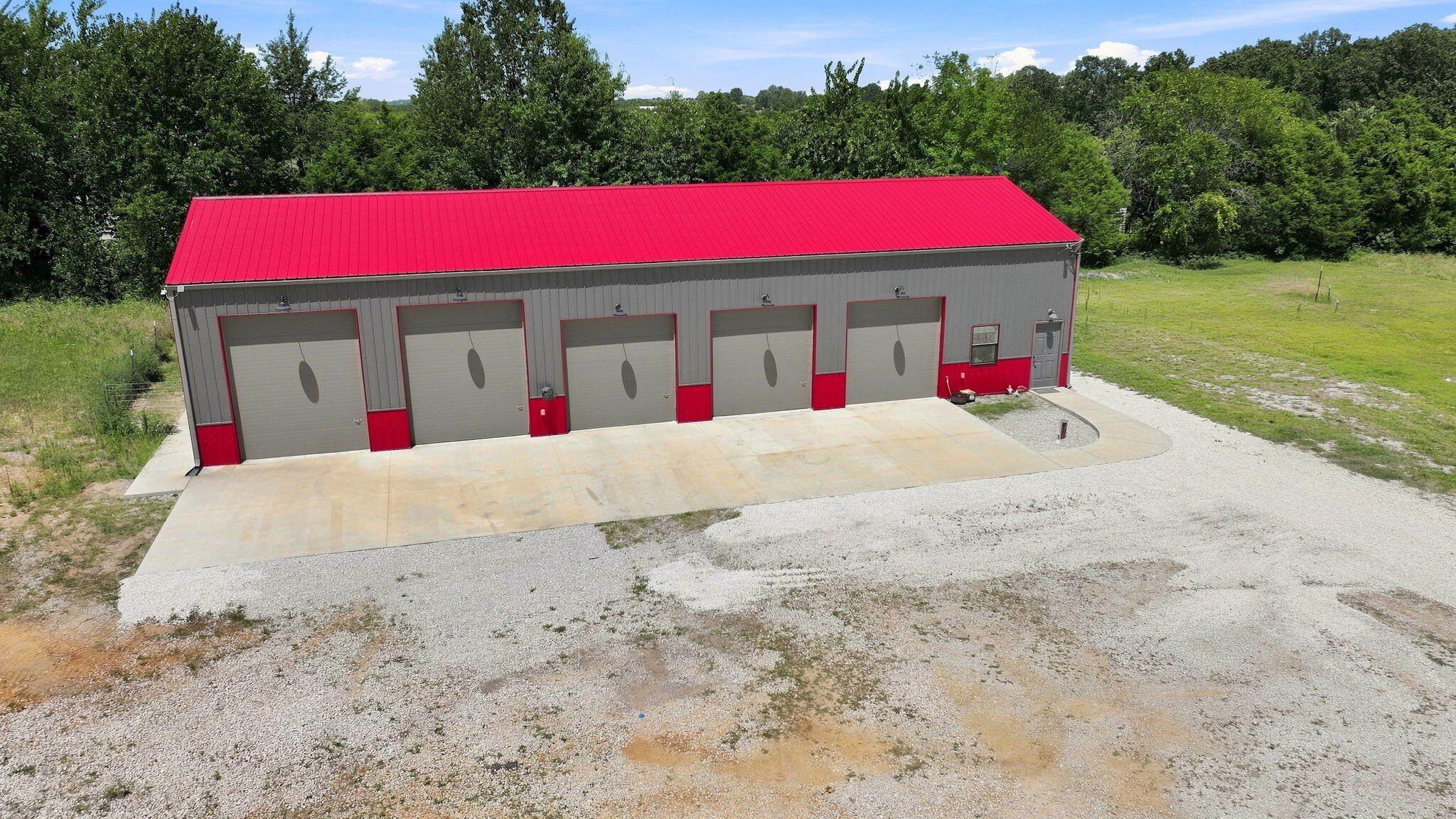 8199 W Farm Road 106. Willard, MO 65781