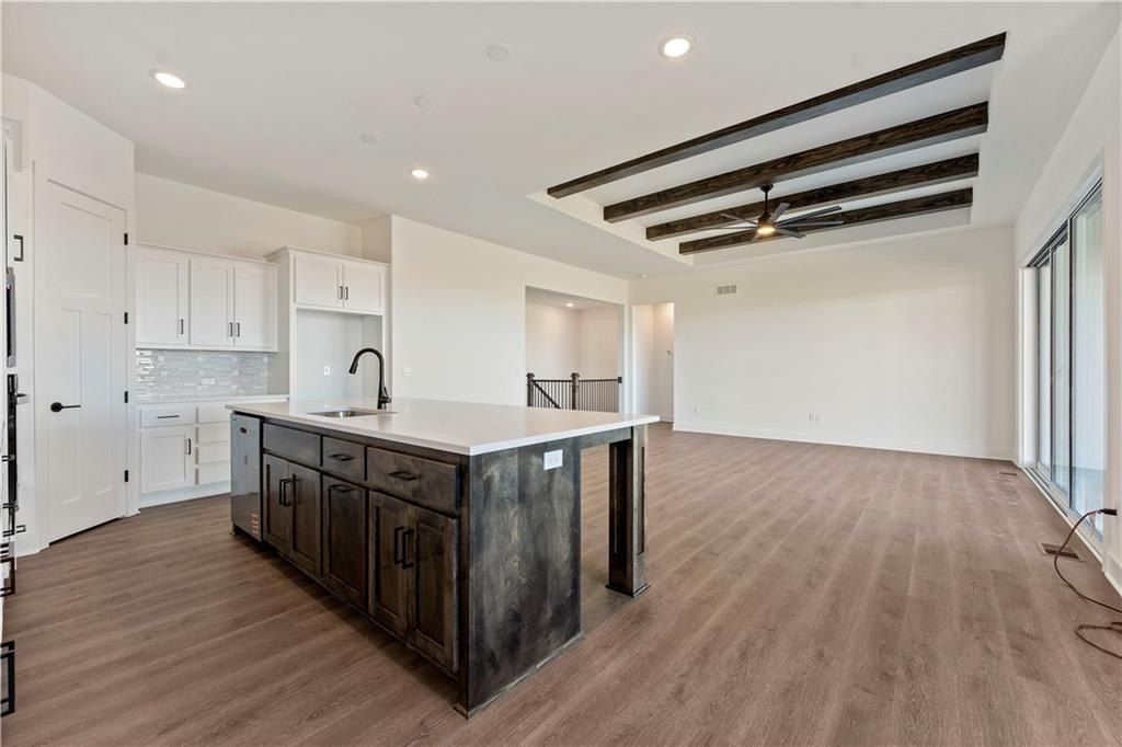 4913 Nw 140Th Street. Platte City, MO 64079
