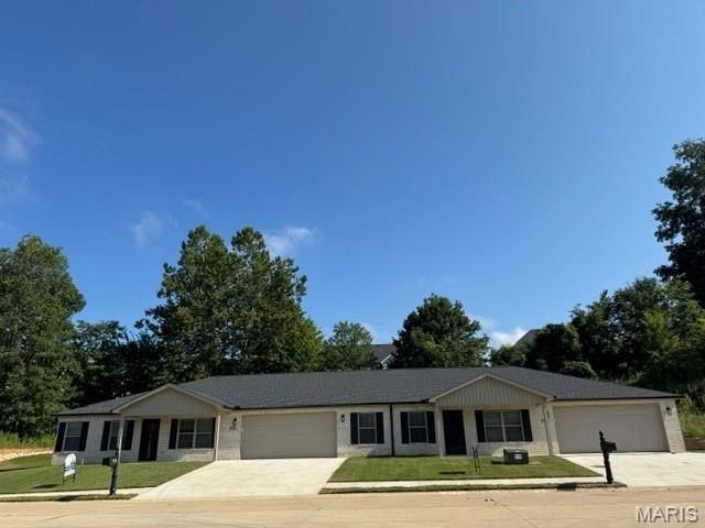 Caney Fork Street. Jackson, MO 63755