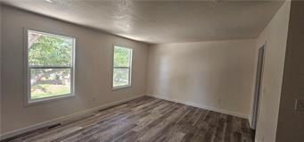 1109 Kings Highway. Independence, MO 64050