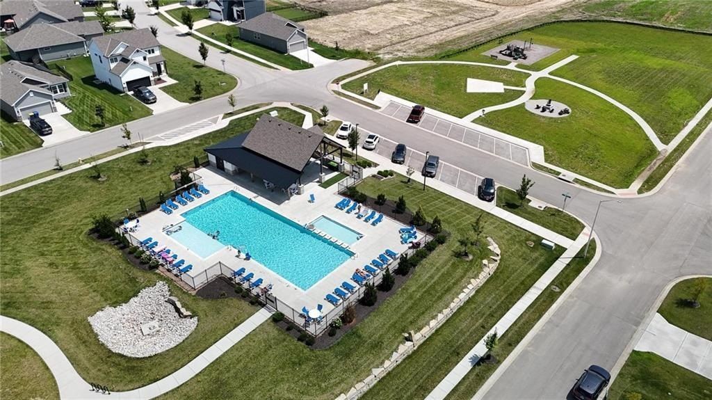 12508 S White Ash Lane. Lees Summit, MO 64086
